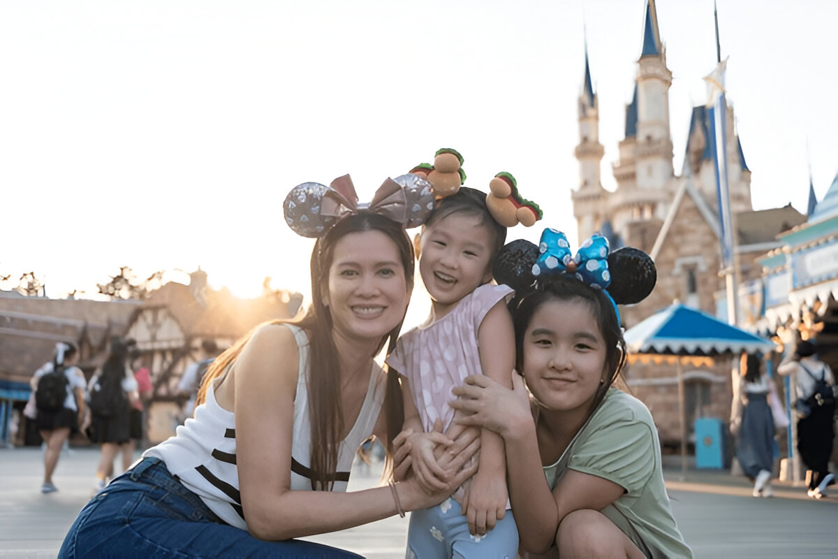The Best Time of Year to Visit Popular Theme Parks
